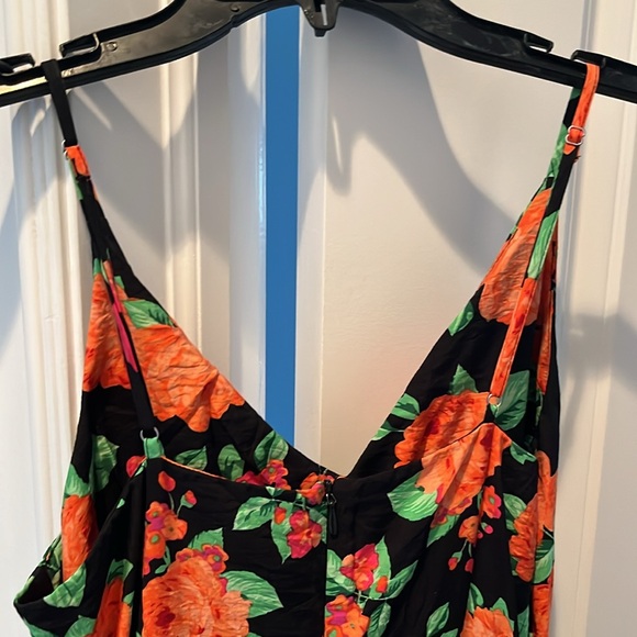 H&M Black Floral Knot Detail Dress size Small - Picture 6 of 6